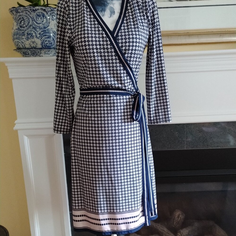Max Studio Navy, White & Pink Print Wrap Dress with Border Design, S - Picture 2 of 8